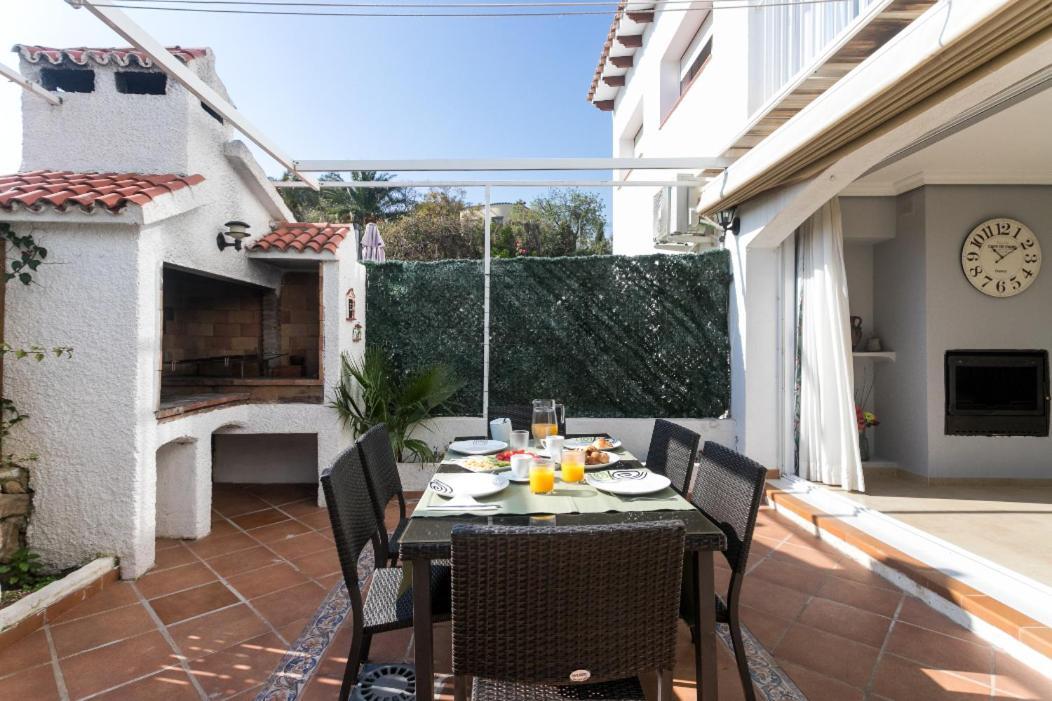 Bungalow Altea Junto Al Casco Antiguo, Piscina Y Barbacoa Eksteriør billede